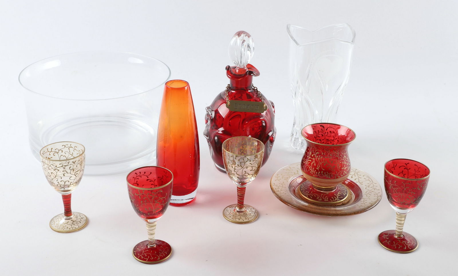 (10) Pieces of glassware (1 of 1)