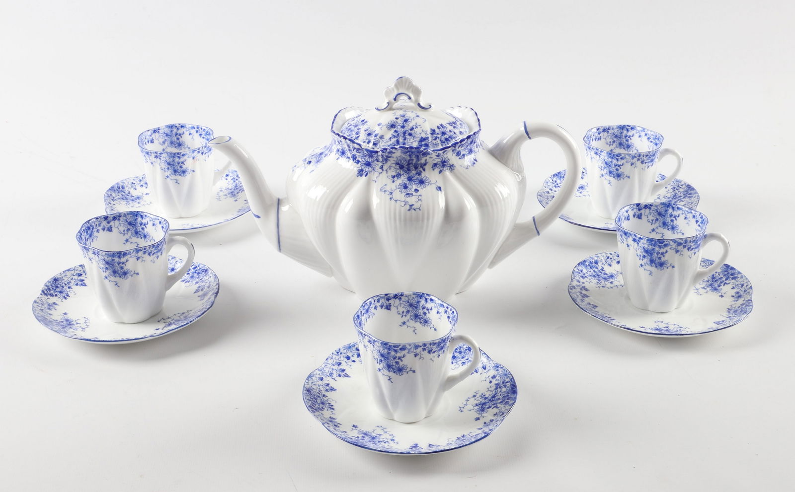 Shelley Dainty Blue tea set (1 of 4)