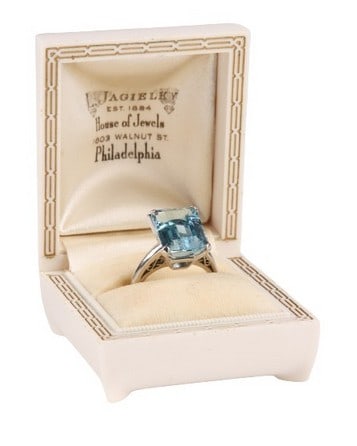Art Deco natural aquamarine ring in platinum: Art Deco natural aquamarine ring in platinum, 14 mm x 10 mm, 6+ CTW emerald cut natural aquamarine in platinum filigree setting, sz 8, 5.6 DWT, very good condition, no apparent meaningful scratches, v