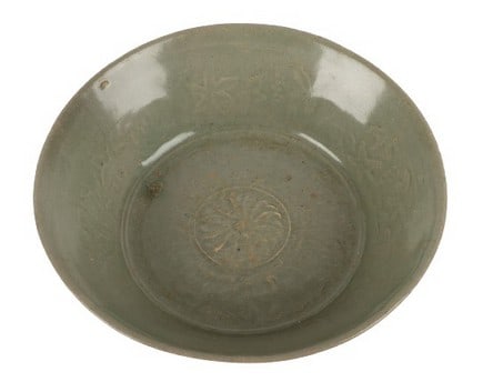 Korean celadon pottery bowl (1 of 6)