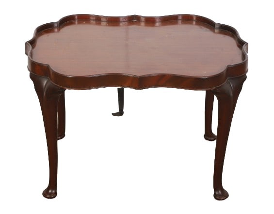 Queen Anne style mahogany coffee table (1 of 5)
