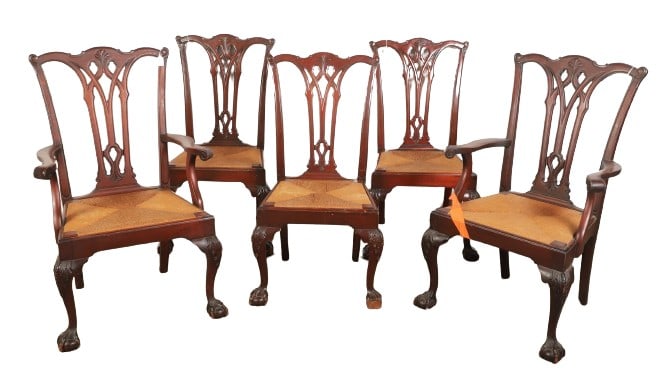 Lot of (5) Chippendale style dining chairs (1 of 4)