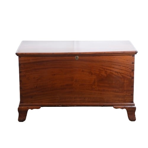 Mahogany finished poplar blanket chest (1 of 4)