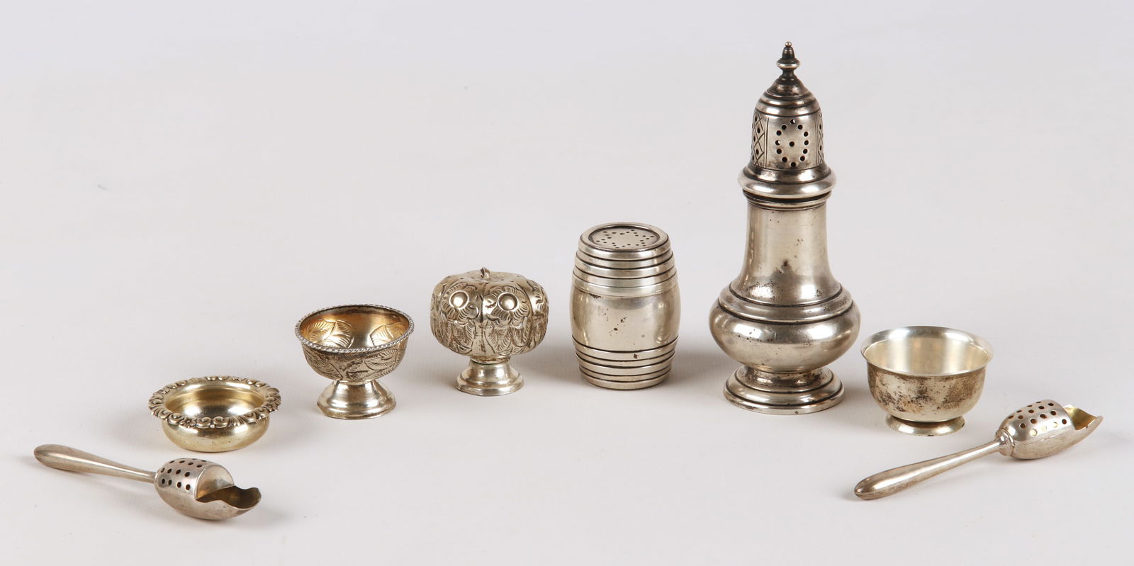 (8) Sterling salt & pepper items, 4.895 TO (1 of 5)