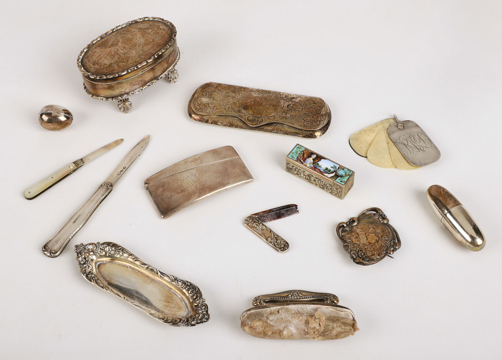A Collection of Sterling Vanity Items (1 of 5)