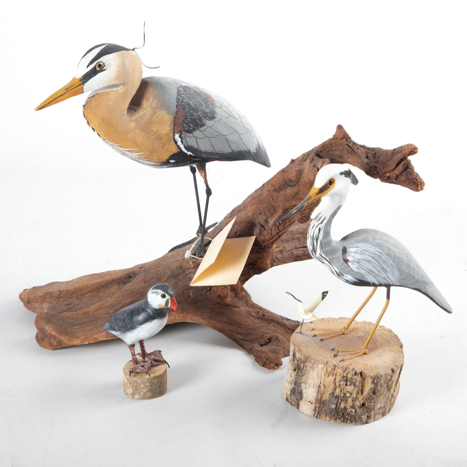 (3) Carved & painted shore birds (1 of 3)