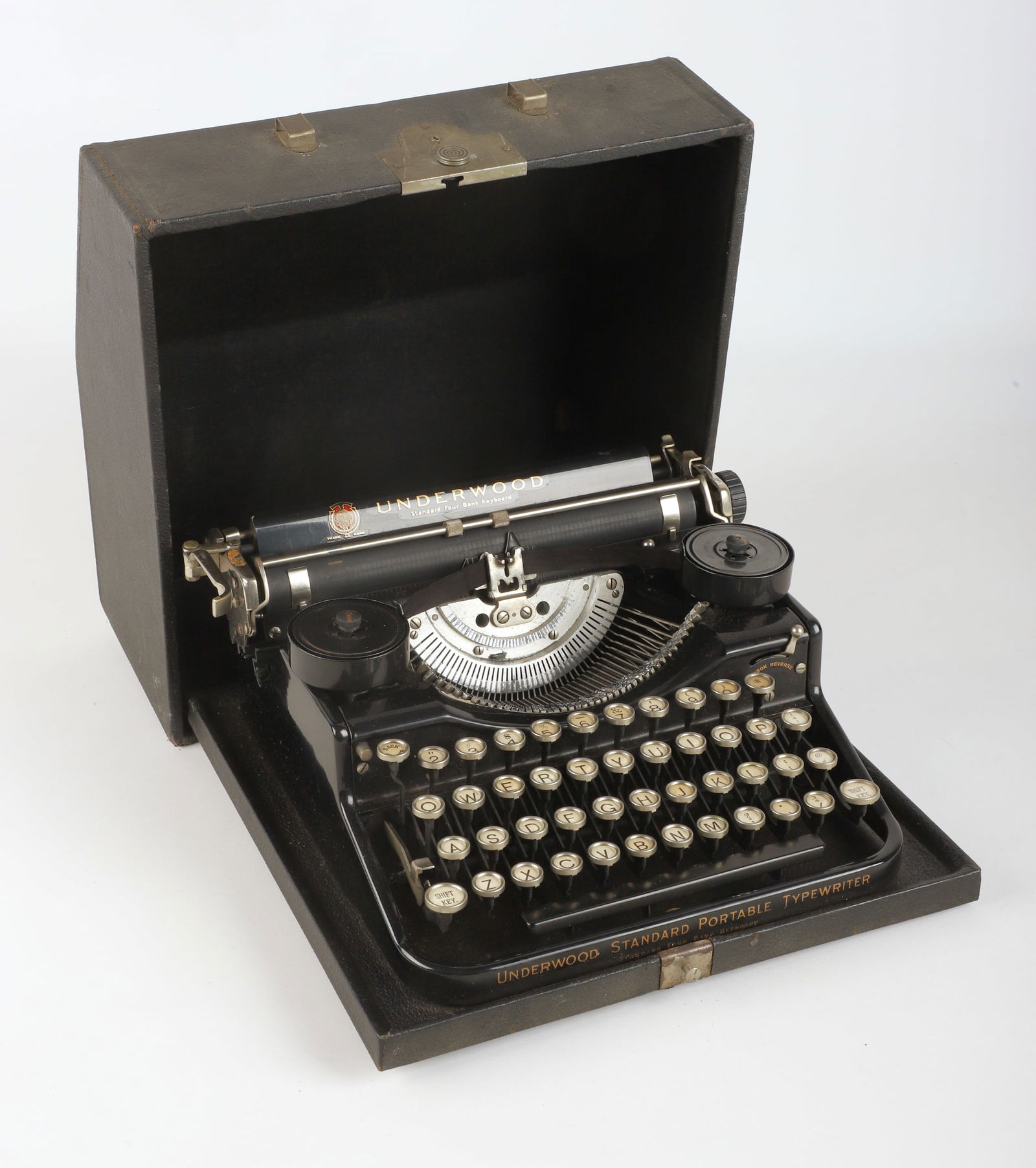 Underwood Standard portable typewriter (1 of 5)