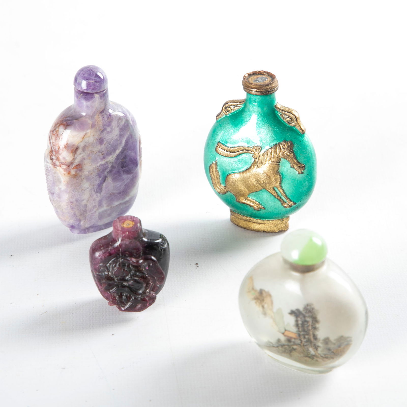 (4) Chinese snuff bottles (1 of 6)