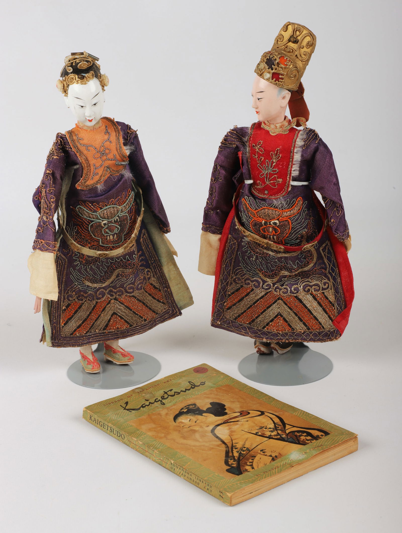 (2) Chinese dolls & Japanese book (1 of 7)