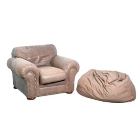 Lot of (2) pieces seating