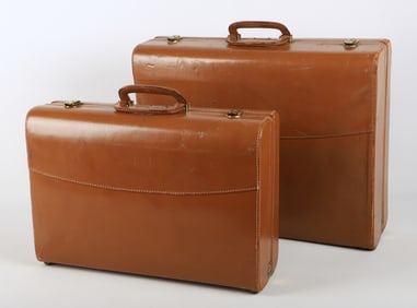 (2) "The Wallstreeter by Earhart" suitcases
