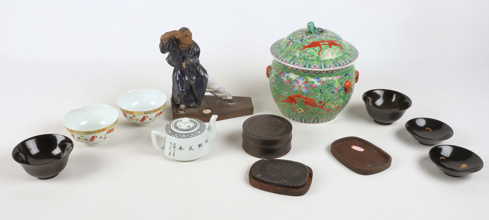 (8) Chinese items (1 of 10)