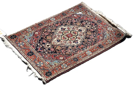 2'2" x 2'10" Josan Persian Sarouk Mat
