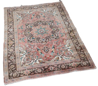 7'10" x 11'10" Heriz