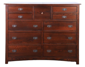 Oak chest of drawers
