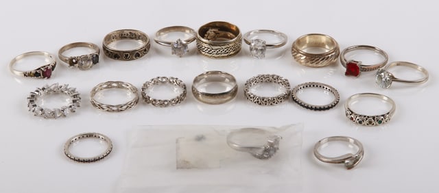 (20) Sterling silver rings, 1.815 TO gross
