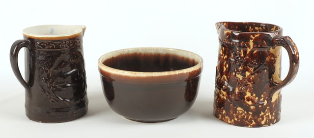 (3) Pieces of pottery