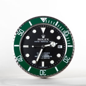 Watch dealer Rolex Kermit display clock