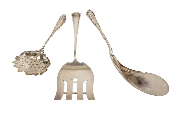(3) Sterling silver serving utensils, 9.28 TO (1 of 17)