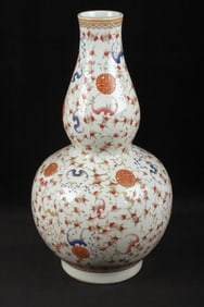 Large Chinese porcelain double gourd vase
