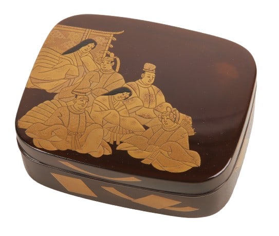 Japanese lacquer box with gold hirameki (1 of 9)