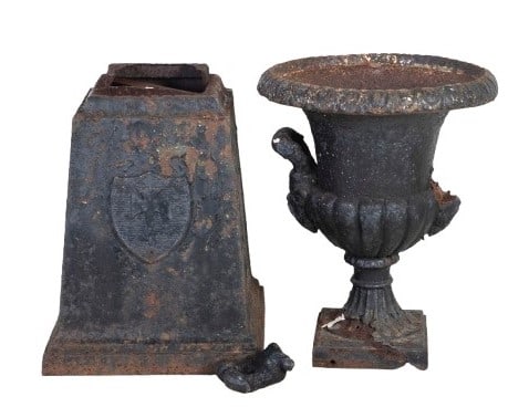 Cast iron urn planter on base (1 of 5)