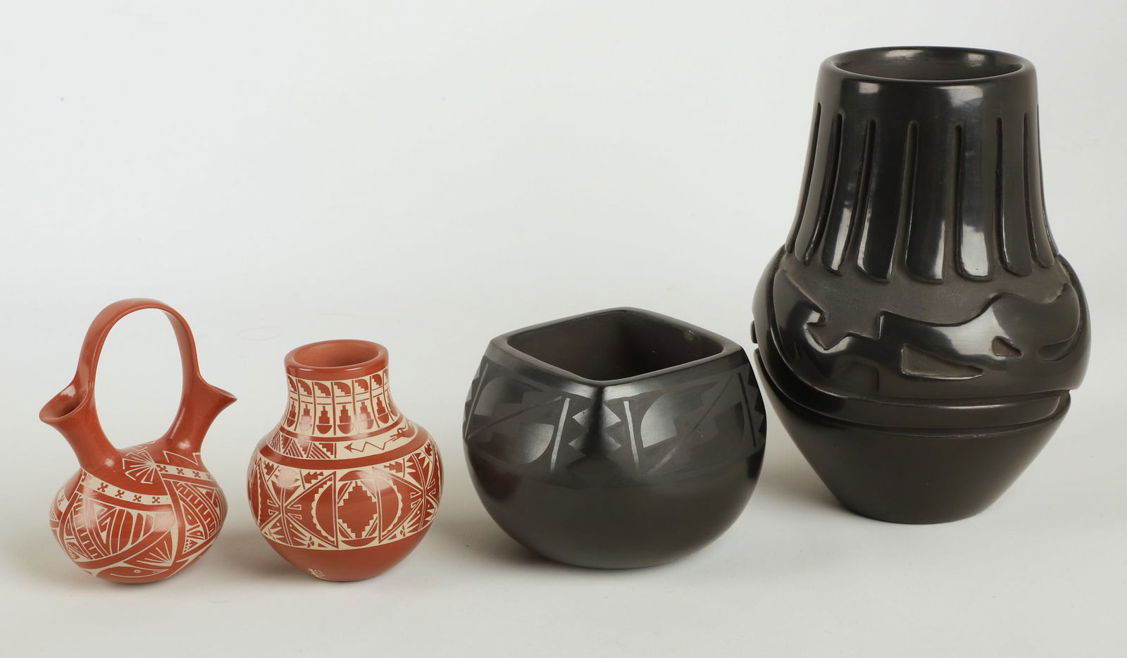 (4) Pottery Vessels (1 of 13)