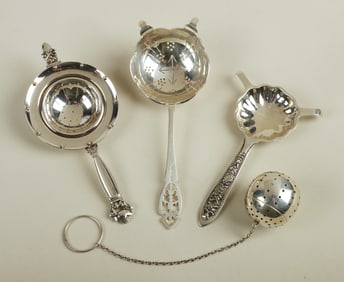 (4) Sterling silver tea strainers, 4.48 TO