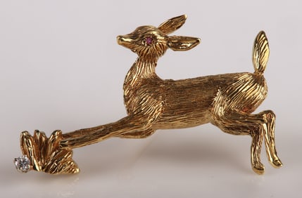 18K Yellow Gold Running Deer Brooch
