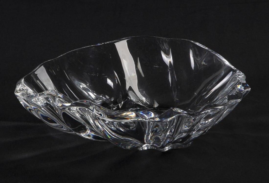 Baccarat Huitres Crystal Oyster Bowl: Baccarat Huitres Crystal Oyster Bowl, 10" dia, 3 1/8"H