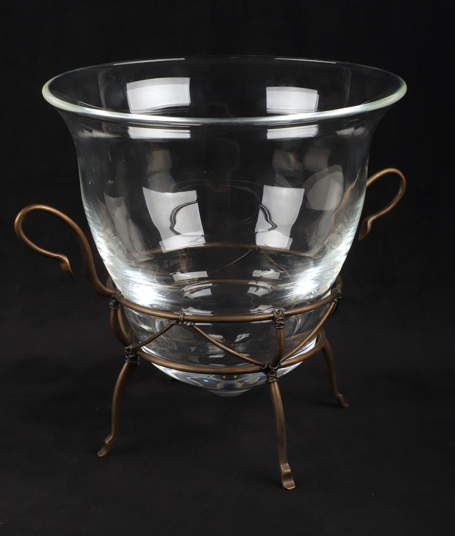 Steuben crystal Michael Graves "Archaic" vessel (1 of 5)