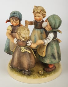 Hummel "Ring Around the Rosie" figure