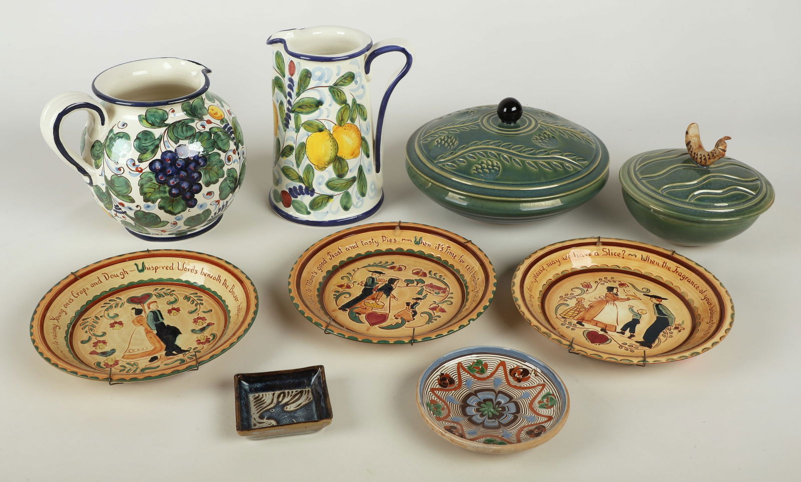 (9) Pieces of pottery (1 of 5)