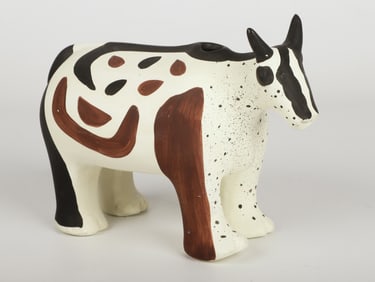 MMA-BMA Acoma Pueblo cow effigy figure