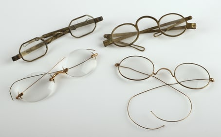 (4) Pair of wire rimmed eyeglasses