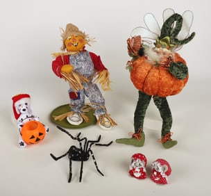 Lot of Halloween & Valentine figures