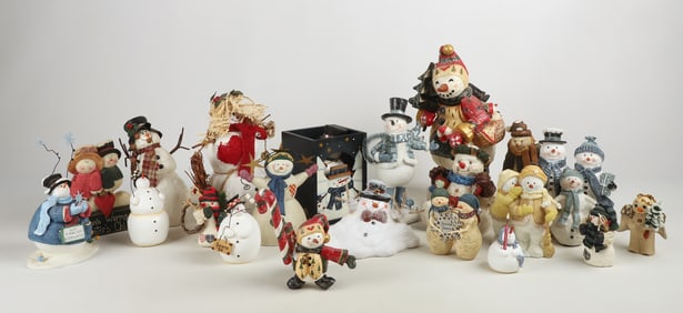 (20) Snowman figures & wooden box