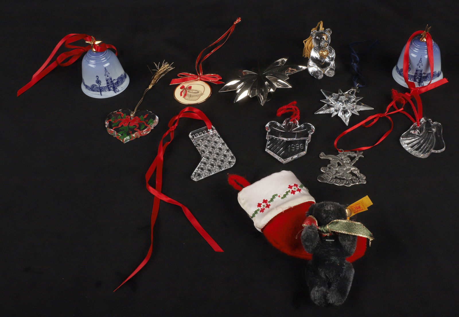 (12) Christmas ornaments (1 of 7)