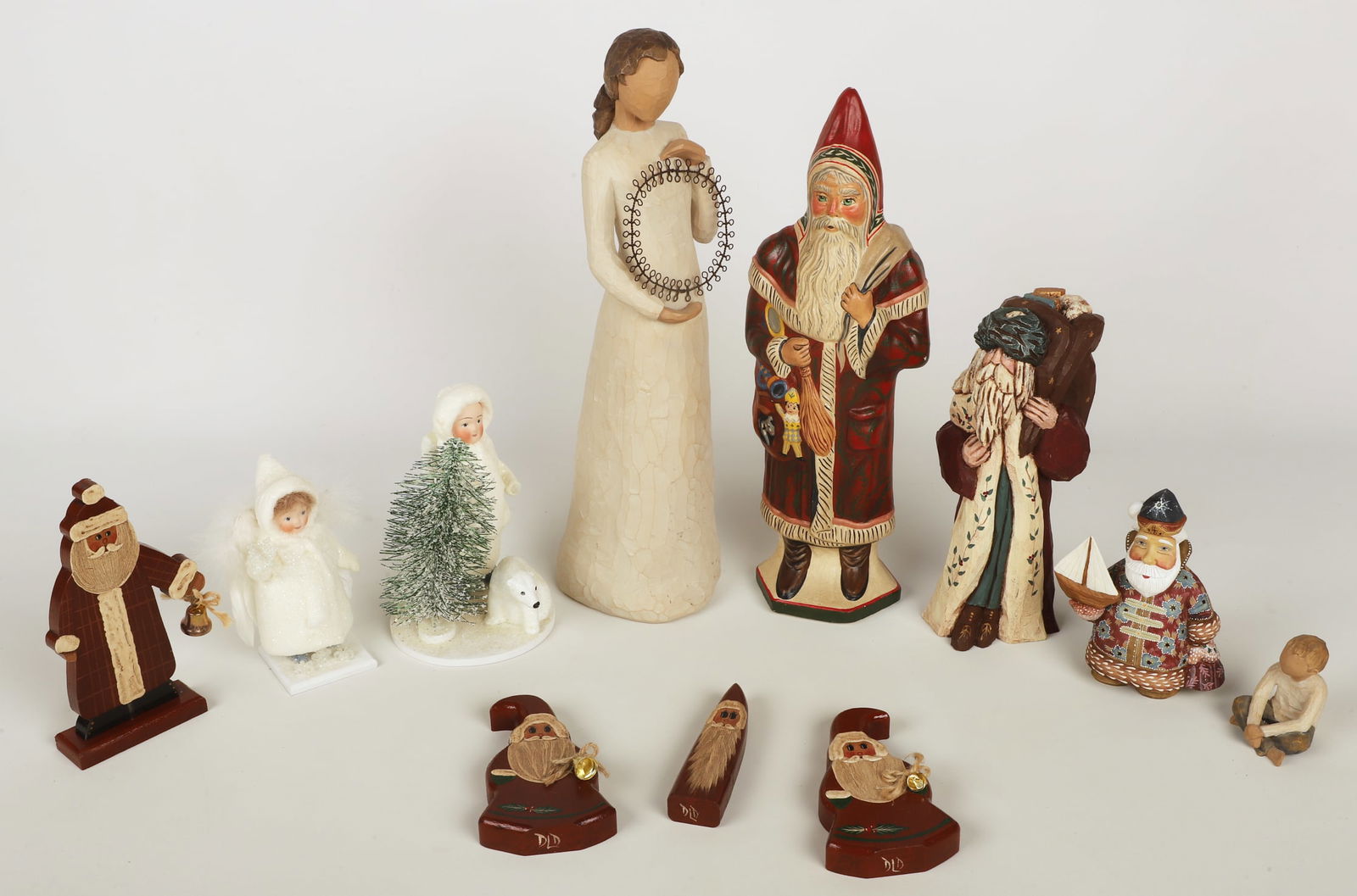 Lot of Christmas figures (1 of 5)