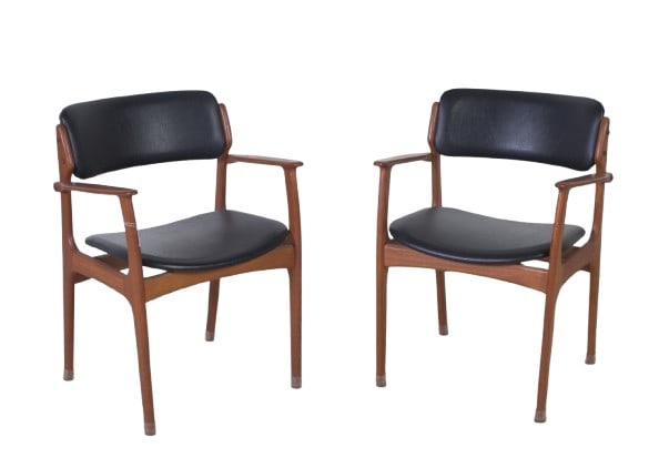 Pair of O.D Mobler captains chairs (1 of 6)
