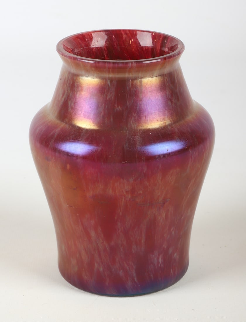 Loetz Austria iridescent glass vase: Loetz Austria iridescent glass vase, 5-3/4" h