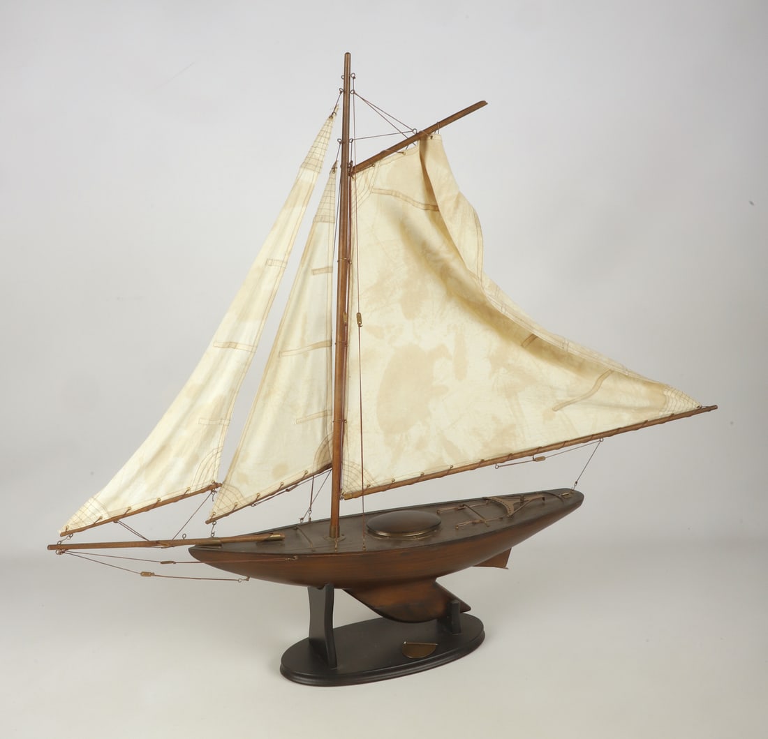 A Vintage Pond Boat (1 of 10)