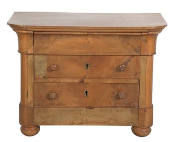 Diminutive chest of drawers