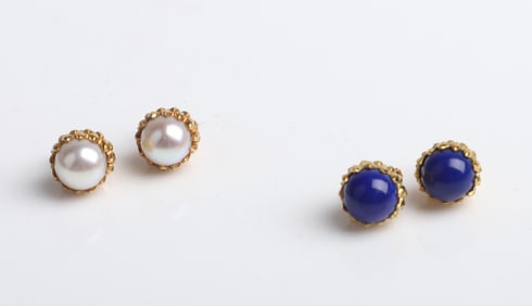 (2) Tiffany and Co. Schlumberger 'Acorn' Earrings