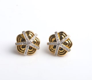 18K Yellow Gold Valentin Magro Starfish Earrings