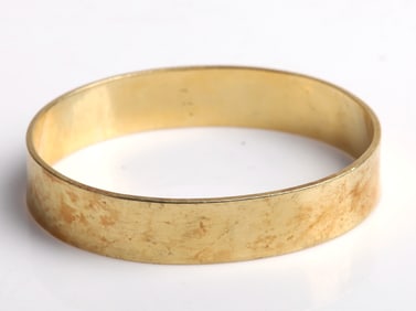 18K Yellow Gold Bangle Bracelet