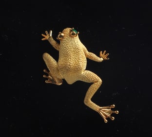 18K Yellow Gold Henry Dunay Tree Frog Brooch