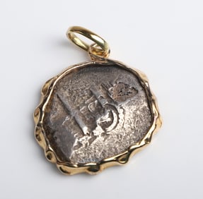 Spanish Reale Coin Pendant in 14K Yellow Gold