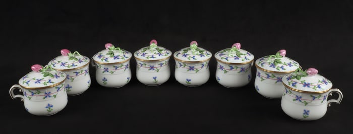 (8) Herend Blue Garland pot de creme with lids