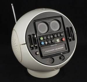 Weltron Space Ball AM/FM Radio 8 Track Stereo